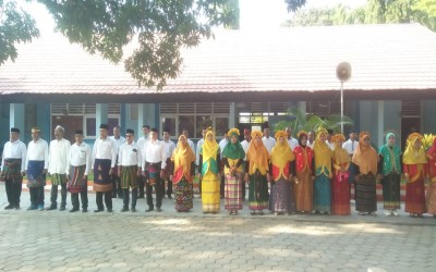 Civitas Akademik SMA Negeri 5 Kabupaten Tangerang Melaksanakan Upacara Peringatan Hari Sumpah Pemuda